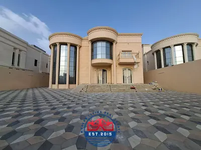 Outclass 6 Bedrooms Majlis Hall Maidroom with Big yard Villa