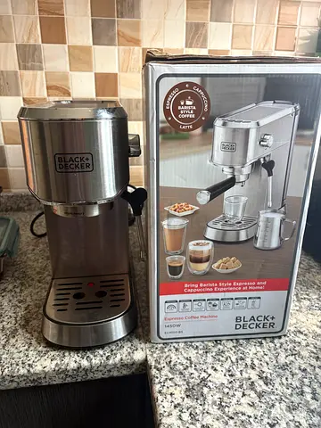 Black+Decker Espresso Cappuccino Maker - Stainless Steel, few times used