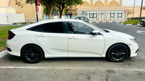 صورة 3 لـ 2020 Honda CIVIC