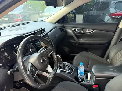 صورة 7 لـ 2017 Nissan ROGUE