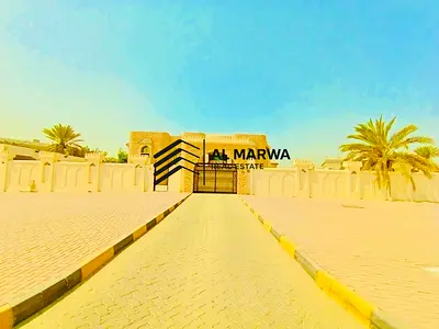 Coner Unit | Spacious & Bright | 9-Bedroom | Ready To Move Big Villa
