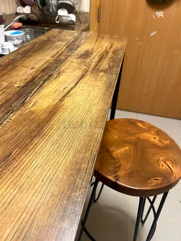Bar table wooden design