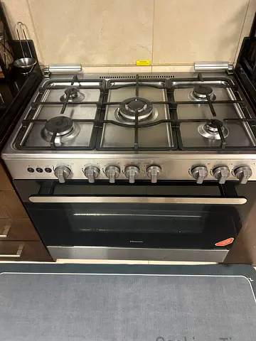 Hisense Gas Cooker & Oven