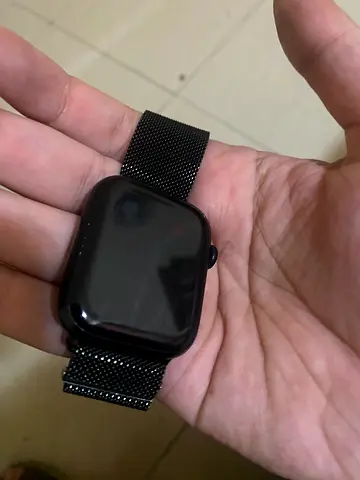 Used black Apple series 7 45 mm smartwatch with metal mesh strap - good condition