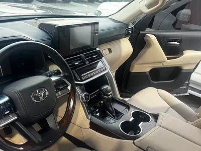 Toyota Land Cruiser GXR, миниатюра 7