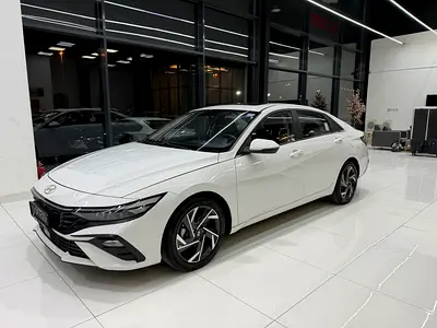 Hyundai Elantra Premium, миниатюра 2
