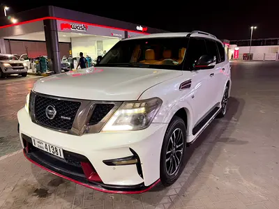 Nissan Patrol SE Platinum 2015 | GCC Specs | Well Maintained