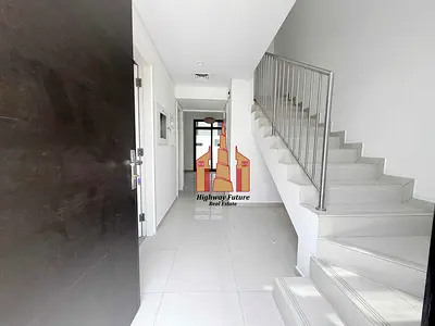Spacious Townhouse villa 3BHK villa with Maids,Store Rooms Balcony Wardrobes Parking 4Baths 95K 2 C