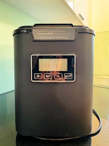 KitchenAid YT-E-005C Ice Maker – Excellent Condition