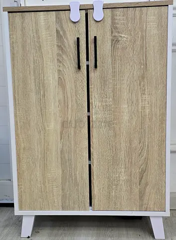 Compact 2-Door Wooden Storage shoe Cabinet - Light Oak Finish