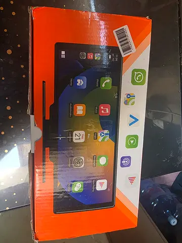 10-inch Car Head Unit Touchscreen Android Auto/Apple CarPlay (New in Box)