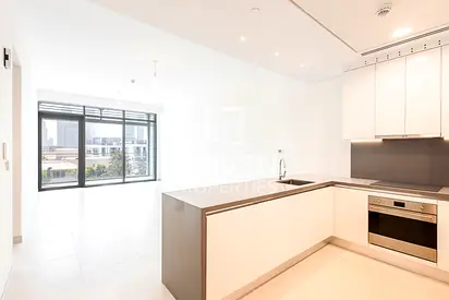 Burj and Skyline View | Premium Canal Living