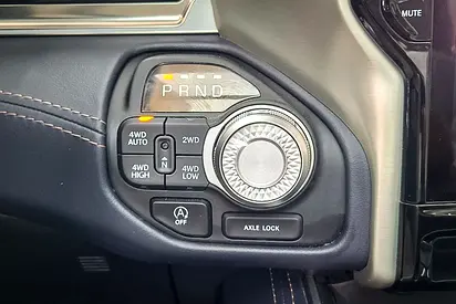 2025 RAM 1500 photo 16