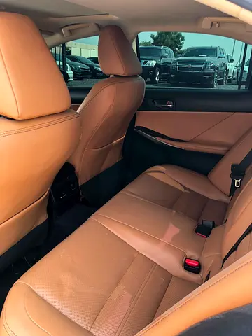 صورة 4 لـ 2014 Lexus IS-SERIES