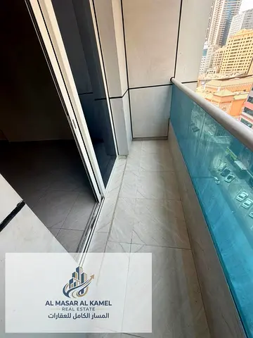 🏡 **3 Bedrooms & Living Room for Annual Rent – Al Majaz 2 | Sharjah** ✨ **Apartment with Excellent Spacing and Prime Location** 🛏️ 3 Bedrooms &