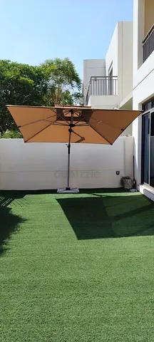 Large Cantilever Patio Umbrella - Beige, brand new