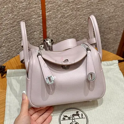 HERMES Lindy Women's Bag 19 cm /Mauve pale Swift