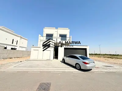 Modern Style Living Villa - Stand Alone - Easy Access to Dubai