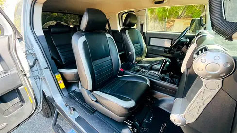 2017 Toyota FJ CRUISER photo 11
