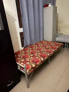 Executive bed space Available in Al Khail gate
