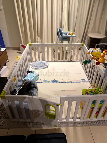 Babycare baby playpen and playmat - excellent condition