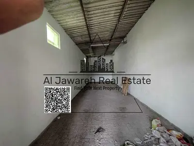 warehouse for rent in Jurf industerial area 1 AJMAN size 735 sqft the price is 34935 AED