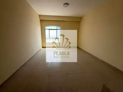 Luxury 2BR apartment for annual rent on Ajman Corniche, sea view, 4 bathrooms, American kitchen, laundry room, wardrobes, central gas and free month.