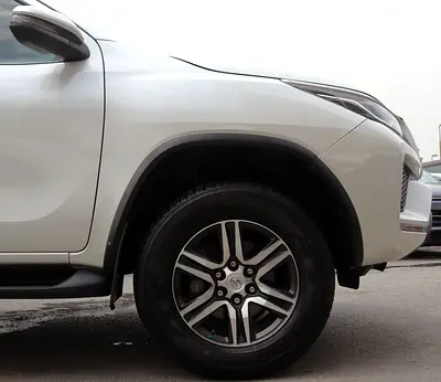 2024 Toyota FORTUNER — фото 16