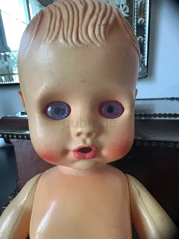 Vintage hard plastic Ratti 26cm baby doll early 1960 with painted features.