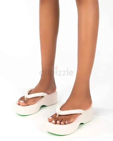 MELISSA - White Platform Flip-Flop Sandals for Women — Chunky Sole, Size Available