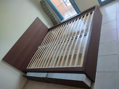 IKEA malam king‑size bed (180 × 200 cm) with 2 storage drawers and an IKEA mattress ✨