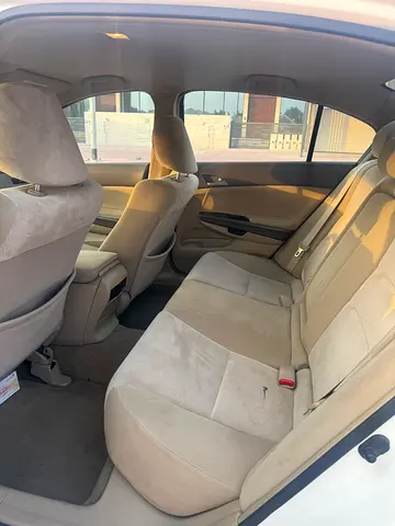 2011 Honda ACCORD 照片 2