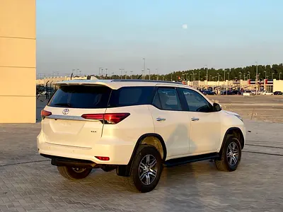 صورة 6 لـ 2021 Toyota FORTUNER