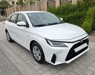 2024 Toyota YARIS — фото 2