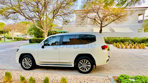 2026 Toyota Land Cruiser GXR — zdjęcie 8