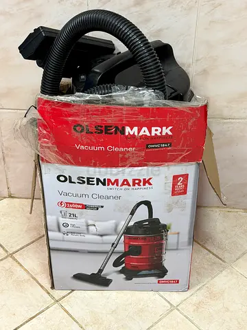Olsenmark Vacuum Cleaner - 2L, Red (Good Working Condition)