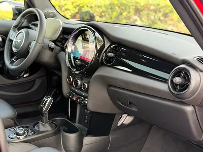 صورة مصغرة 14 لـ 2024 MINI COOPER