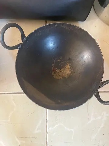 Used heavy-duty cast iron karahi / wok with handles