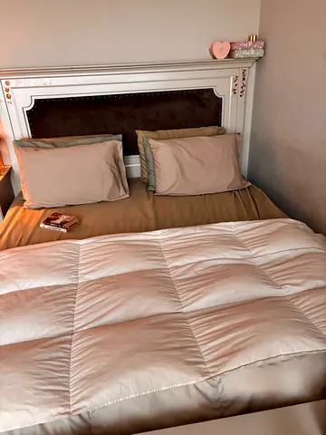 King size Home Centre bed