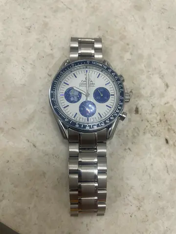 Omega Speedmaster 50th anniversary snoopy edition