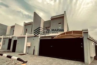 Limited offer luxurious villa with amazing layout