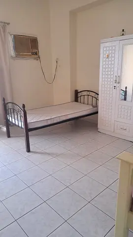 Bed space available in Bur Dubai ,Rolla Street