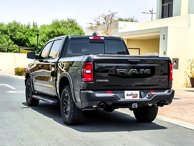 صورة 8 لـ 2025 RAM 1500