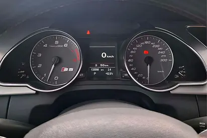 صورة مصغرة 17 لـ 2011 AUDI S5