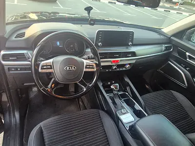 صورة 8 لـ 2021 KIA TELLURIDE