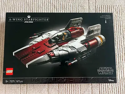 LEGO (75275) Star Wars A-Wing Starfighter Ultimate Collector Series