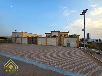 للبيع فيلا بمساحة 8,400 قدم | الإمارات - ام القيوين - فلج المعلا | 1,200,000 درهم