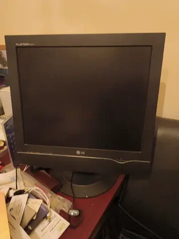 LG Flatron M1917S Monitor for sale