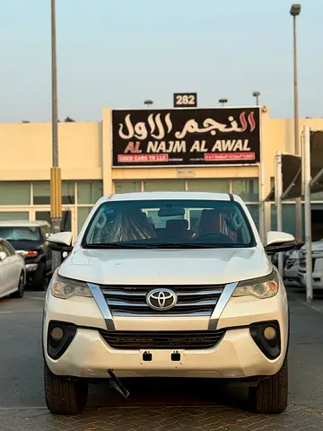 صورة 5 لـ 2017 Toyota FORTUNER