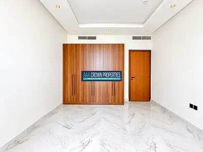 BRAND NEW 1-BEDROOM HALL WITH 1 1 MONTH FREE